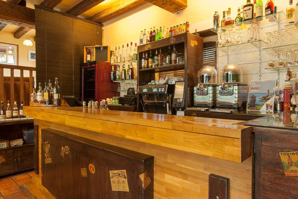 Manoir De La Roche Torin, The Originals Relais Hotel Courtils Restaurant photo